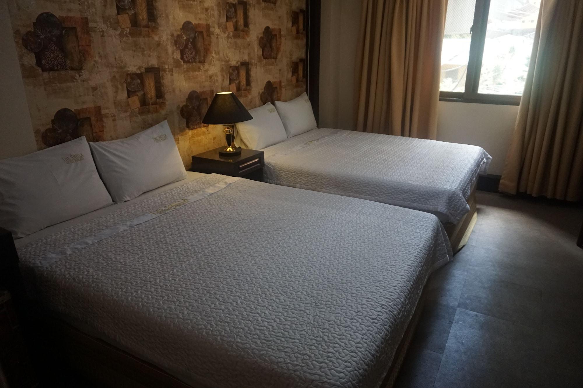 The Shila Philla Hotel Makati City Buitenkant foto